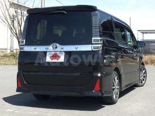 ZRR800393175 2017 TOYOTA VOXY-2