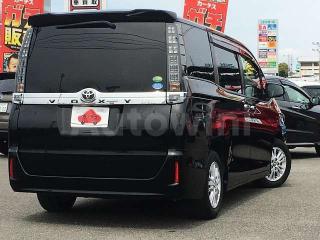 ZRR800223863 2016 TOYOTA VOXY V-2