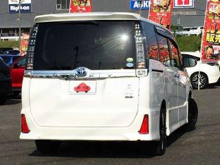 ZWR800226777 2016 TOYOTA VOXY-2