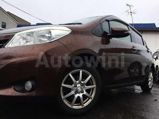 NSP1302044842 2011 TOYOTA VITZ-3