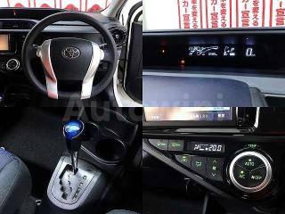NHP106376425 2015 TOYOTA AQUA S-5