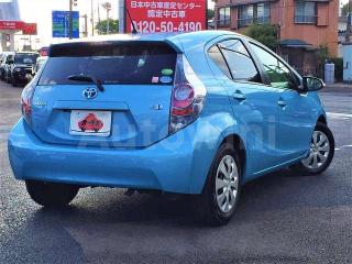 NHP102296984 2014 TOYOTA AQUA S-2