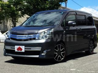 ZRR700518553 2012 TOYOTA NOAH-0