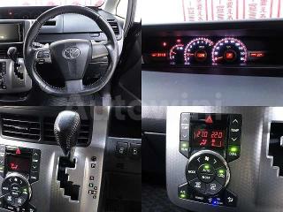 ZRR700594106 2013 TOYOTA VOXY-5