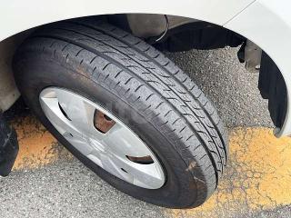 MG33S170589 2012 NISSAN MOCO-3