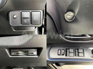 NHP102542868 2016 TOYOTA AQUA S-4