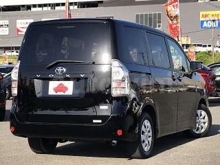 ZRR700400587 2011 TOYOTA VOXY X L EDITION-2