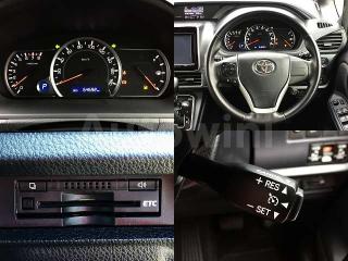 ZRR800152085 2015 TOYOTA VOXY V-5