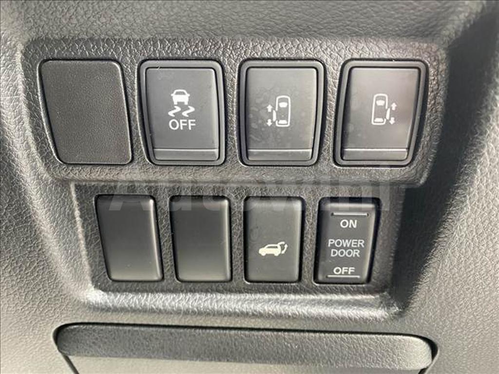PE52-052541 2015 NISSAN ELGRAND HIGHWAYSTAR-5