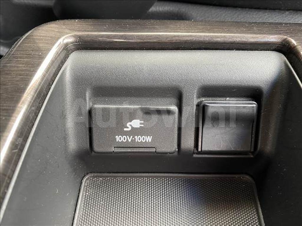 2010 NISSAN ELGRAND HIGHWAYSTAR - 8