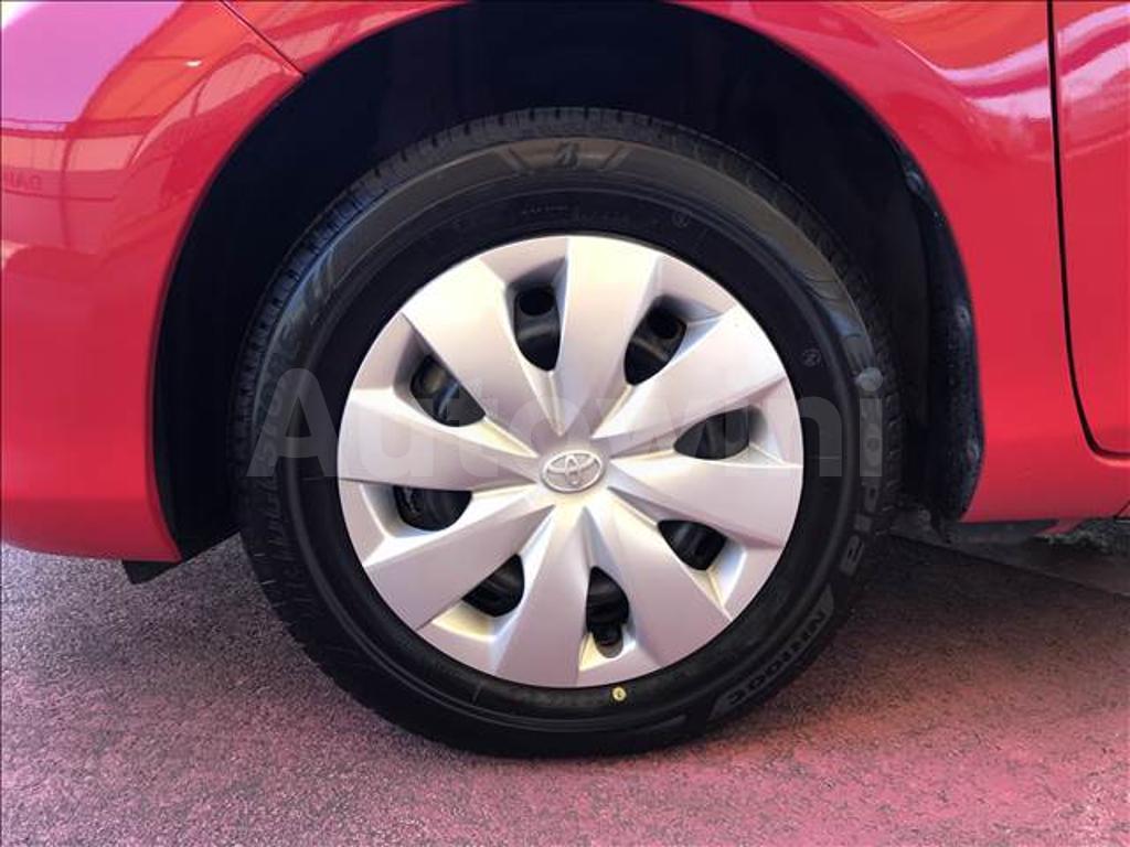 2012 TOYOTA VITZ F - 10