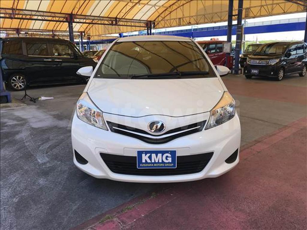 NSP130-2113984 2013 TOYOTA VITZ-2