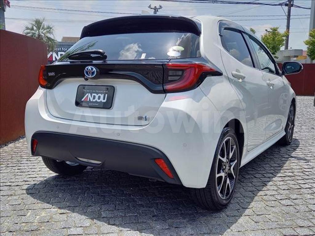 2020 TOYOTA YARIS - 9