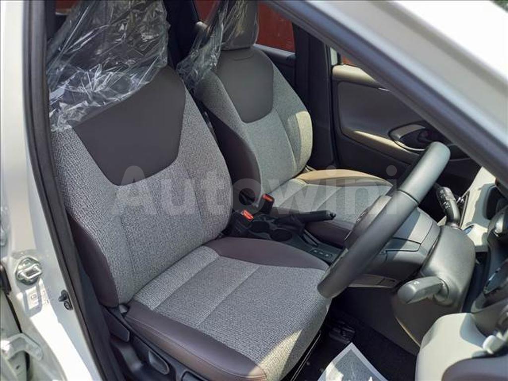 2020 TOYOTA YARIS - 10