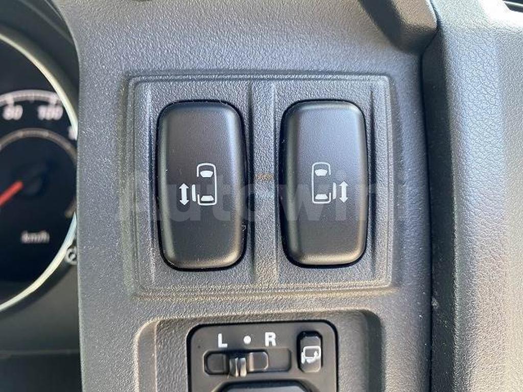 CV1W-0900689 2013 MITSUBISHI DELICA D5-5
