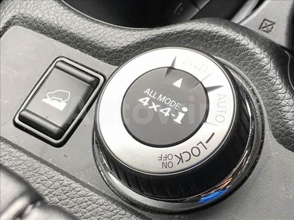 2019 NISSAN X TRAIL - 9