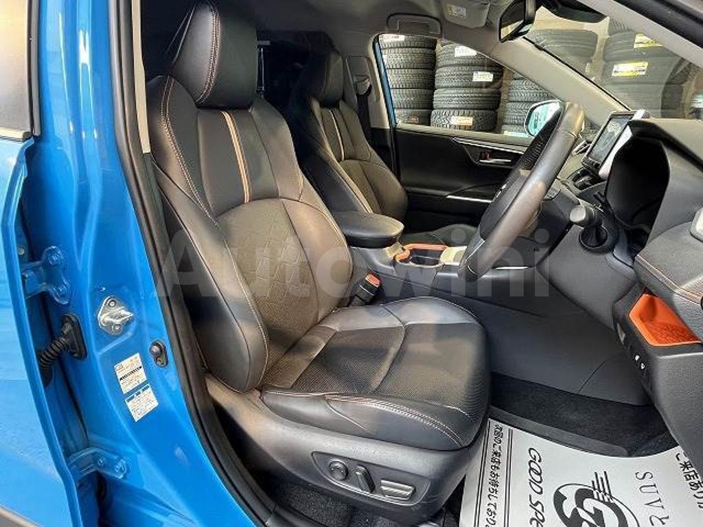 2019 TOYOTA RAV4 - 8