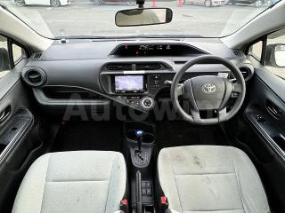 NHP106414279 2015 TOYOTA AQUA-1