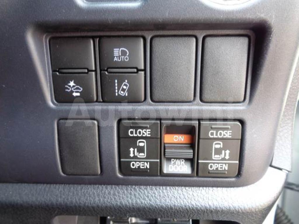 ZRR80-0329656 2017 TOYOTA VOXY-3