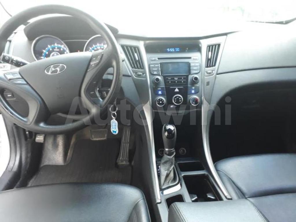 2013 HYUNDAI YF SONATA LPI DELUXE - 9