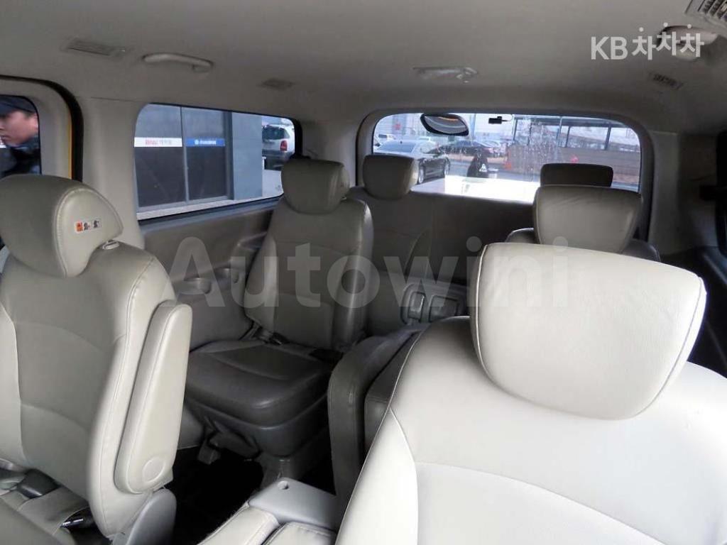 2015 HYUNDAI GRAND STAREX H-1 12 SEATS - 11