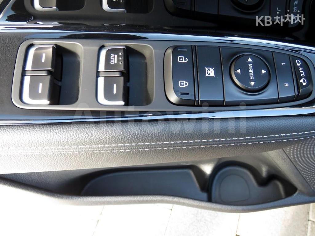 KNACB81CGHA062916 2017 KIA NIRO 1.6 PRESTIGE-5