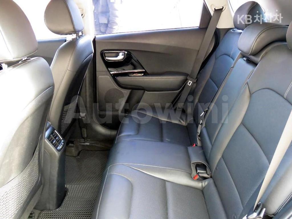 2017 KIA NIRO 1.6 PRESTIGE - 13