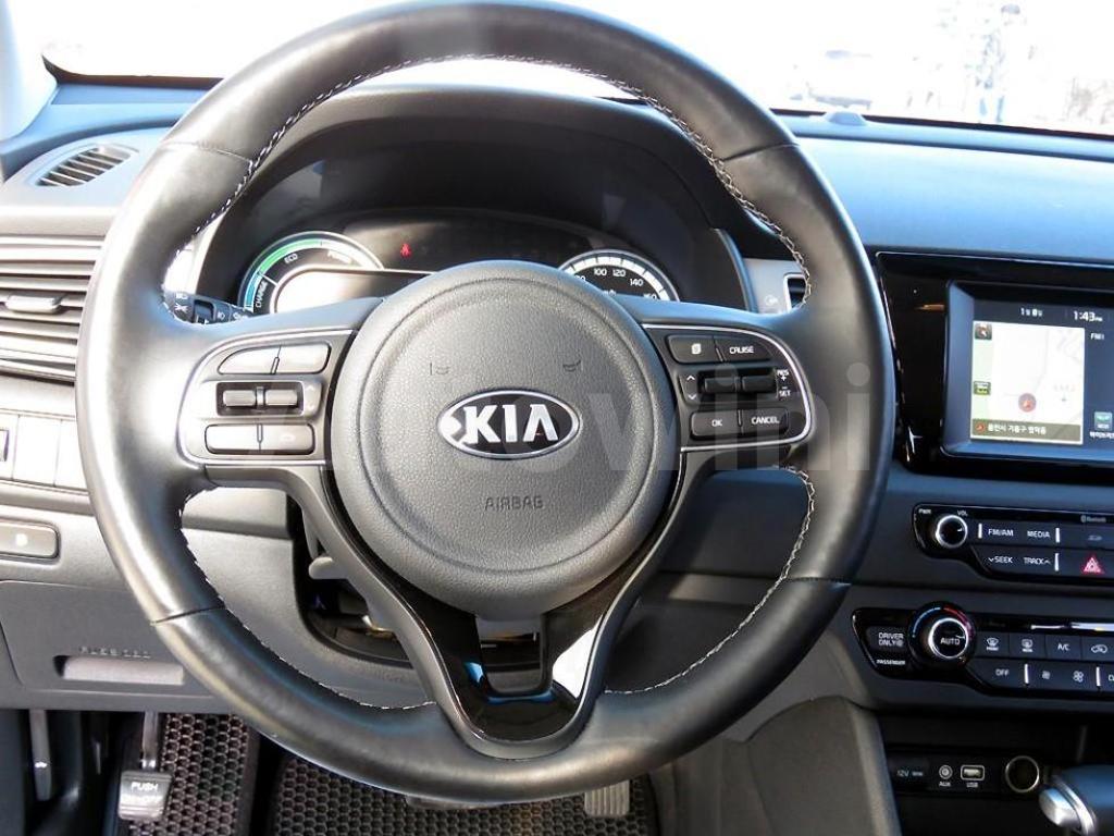 2017 KIA NIRO 1.6 PRESTIGE - 15