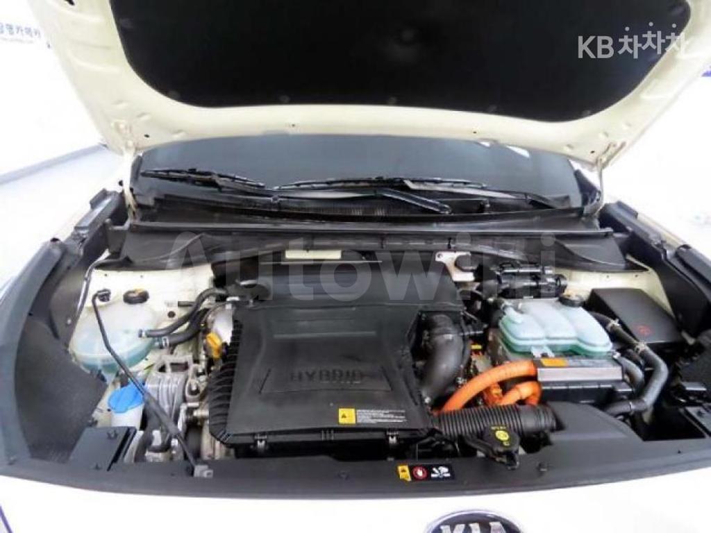 KNACB81CGHA077584 2017 KIA NIRO 1.6 PRESTIGE-3