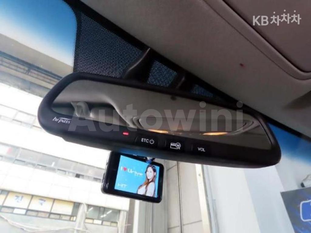 2017 KIA NIRO 1.6 PRESTIGE - 12