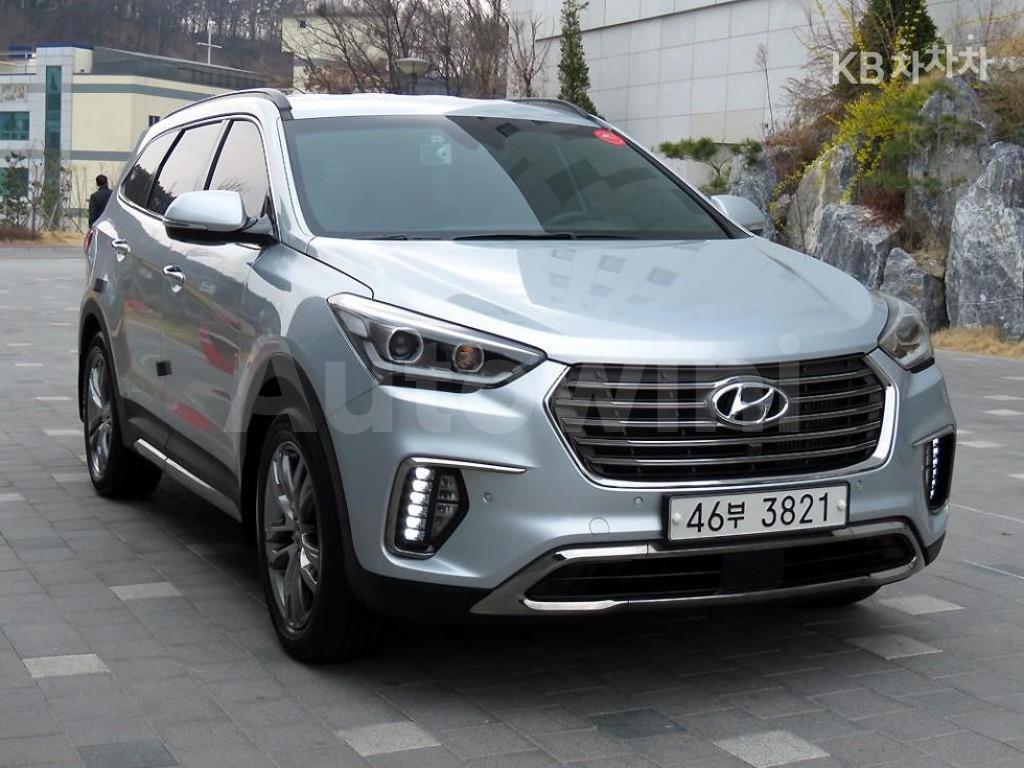 KMHSR81XDHU236865 2017 HYUNDAI  MAXCRUZ DIESEL(E-VGT)R2.2 4WD 파이니스트 EDITION 6 SEATS-1