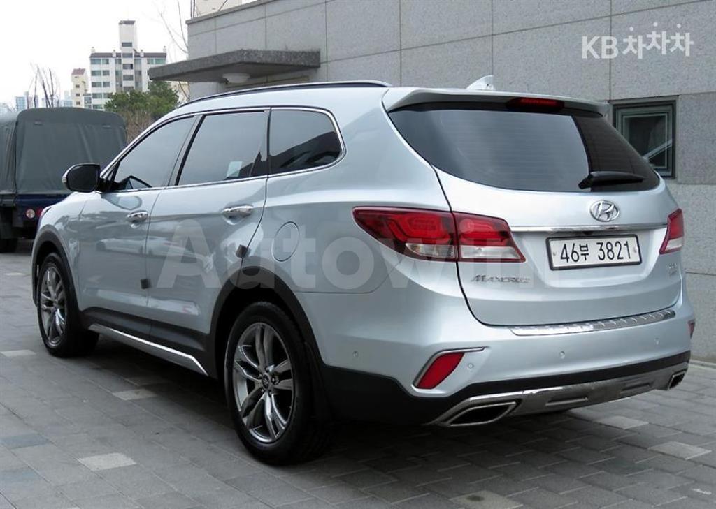 KMHSR81XDHU236865 2017 HYUNDAI  MAXCRUZ DIESEL(E-VGT)R2.2 4WD 파이니스트 EDITION 6 SEATS-3