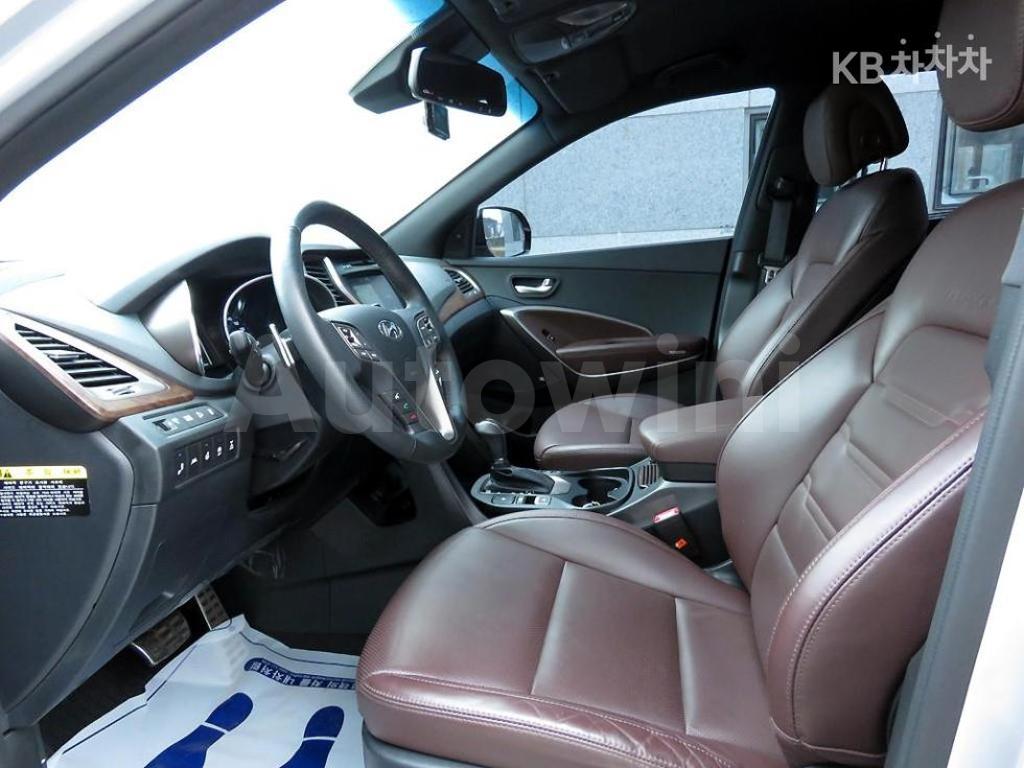 KMHSR81XDHU236865 2017 HYUNDAI  MAXCRUZ DIESEL(E-VGT)R2.2 4WD 파이니스트 EDITION 6 SEATS-5
