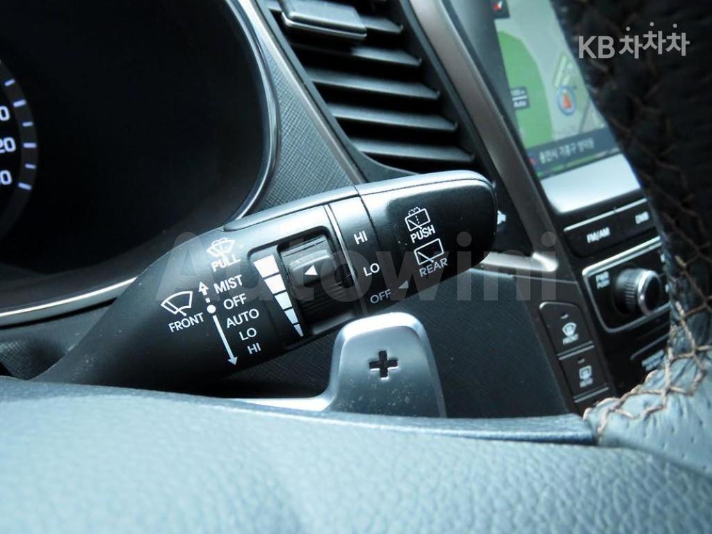 2017 HYUNDAI  MAXCRUZ DIESEL(E-VGT)R2.2 4WD 파이니스트 EDITION 6 SEATS - 15
