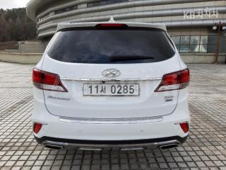 KMHSR81XDHU235662 2017 HYUNDAI  MAXCRUZ DIESEL(E-VGT)R2.2 4WD 파이니스트 EDITION 6 SEATS-3