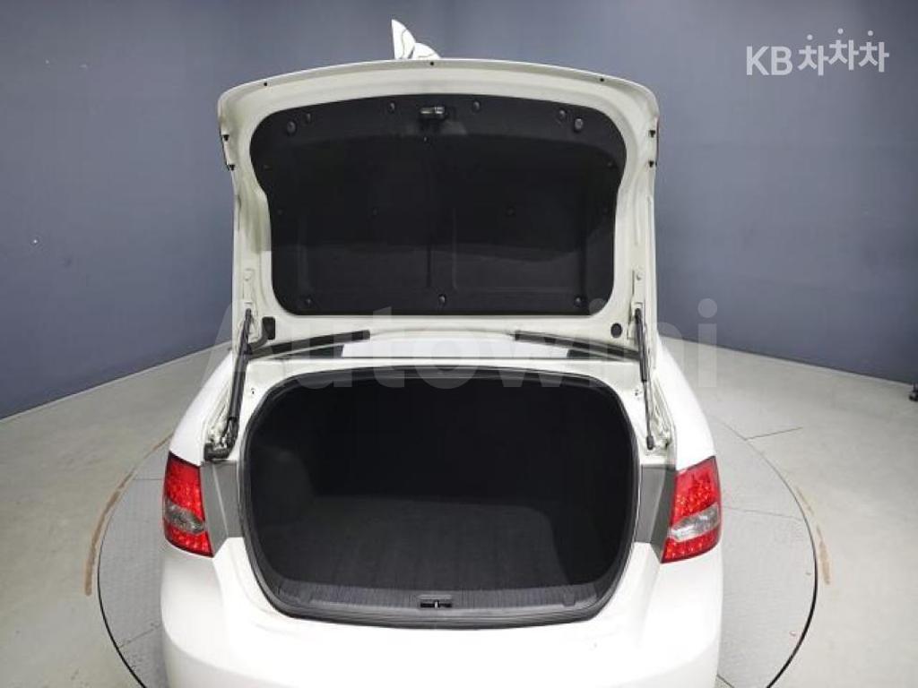 2010 KIA LOTZE INNOVATION OPTIMA MAGENTIS LEX20 LUXURY - 20