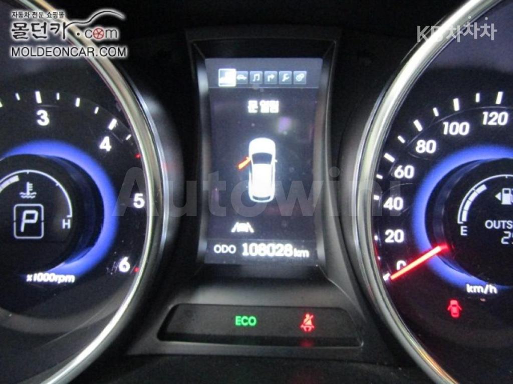 2015 HYUNDAI MAXCRUZ DIESEL(E-VGT)2.2 4WD EXCLUSIVE 7 SEATS SPECIAL - 7