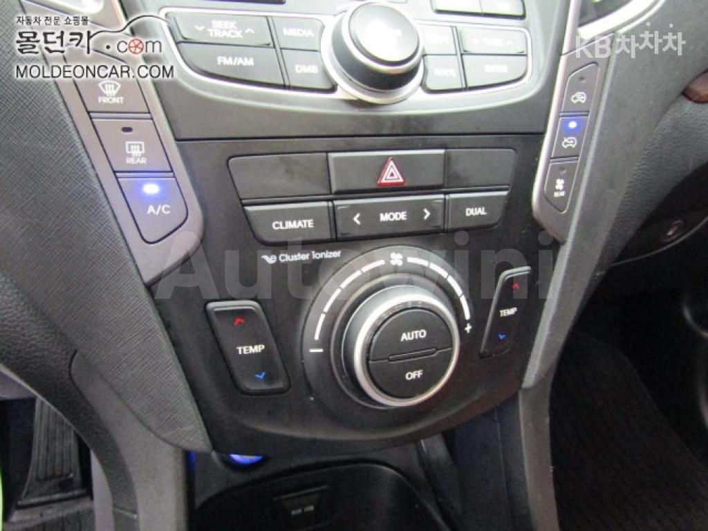2015 HYUNDAI MAXCRUZ DIESEL(E-VGT)2.2 4WD EXCLUSIVE 7 SEATS SPECIAL - 16