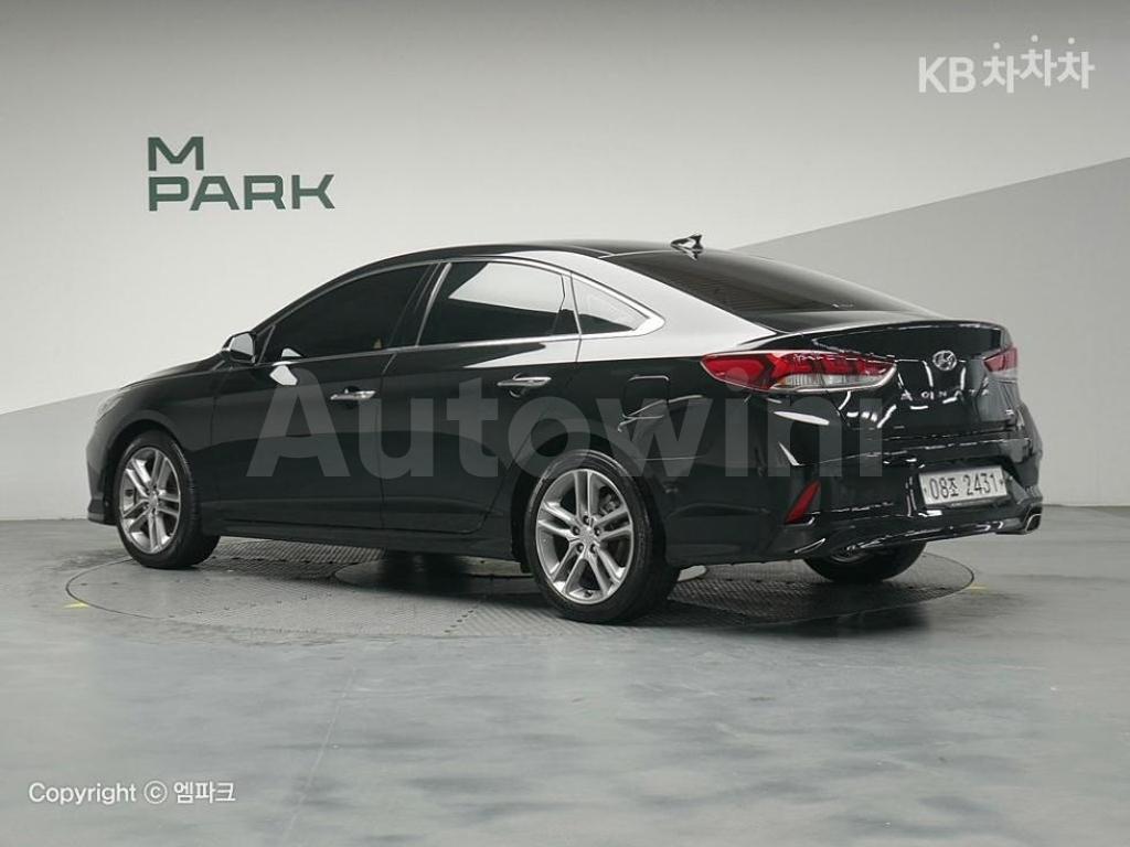KMHE341AGJA354561 2018 HYUNDAI SONATA RISE 1.7 DIESEL MORDERN-2