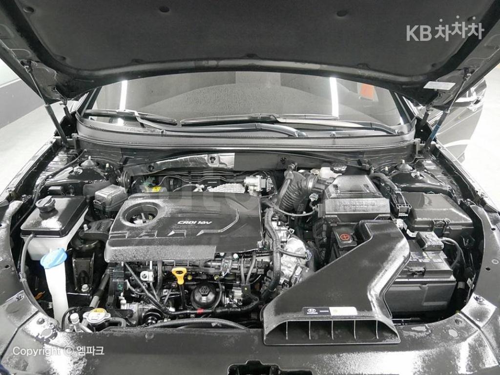 KMHE341AGJA354561 2018 HYUNDAI SONATA RISE 1.7 DIESEL MORDERN-4