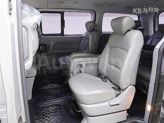 2012 HYUNDAI GRAND STAREX H-1 12 SEATS WAGON CVX PREMIUM - 12