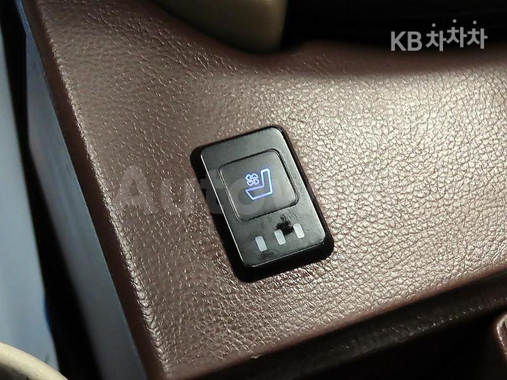 2014 HYUNDAI GRAND STAREX H-1 11 SEATS LIMOUSINE VIP PACKAGE - 9