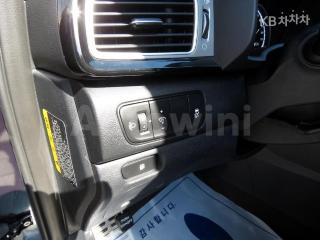 2017 KIA NIRO 1.6 NOBLESSE - 13