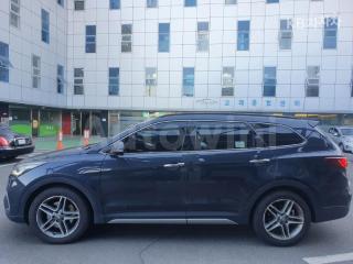KMHSR81XDHU222716 2017 HYUNDAI  MAXCRUZ DIESEL(E-VGT)R2.2 4WD PRESTIGE 7 SEATS-2