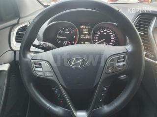 2017 HYUNDAI  MAXCRUZ DIESEL(E-VGT)R2.2 4WD PRESTIGE 7 SEATS - 12