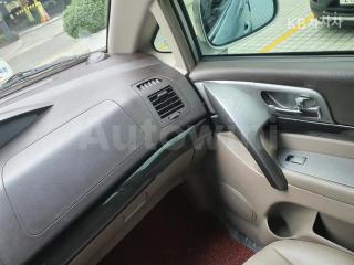 2016 SSANGYONG KORANDO TURISMO 9 SEATS 4WD OUTDOOR EDITION - 10