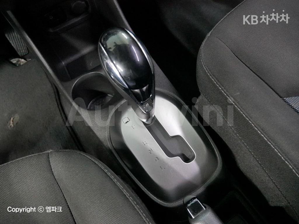 2017 GM DAEWOO (CHEVROLET) THE NEXT SPARK VAN 1.0 승용VAN BASIC - 12