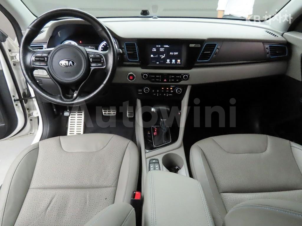 2017 KIA NIRO 1.6 NOBLESSE - 9