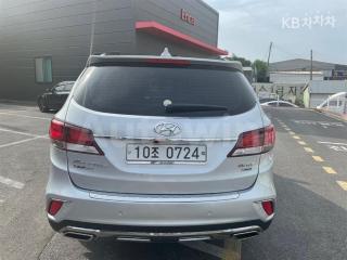 KMHSR81XDHU184902 2017 HYUNDAI  MAXCRUZ DIESEL(E-VGT)R2.2 4WD 파이니스트 EDITION 7 SEATS-2