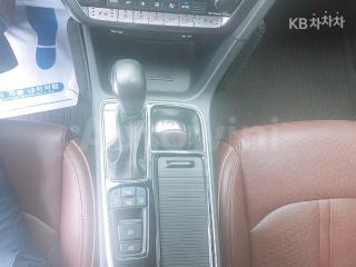 2018 HYUNDAI SONATA RISE 1.7 DIESEL PREMIUM - 13